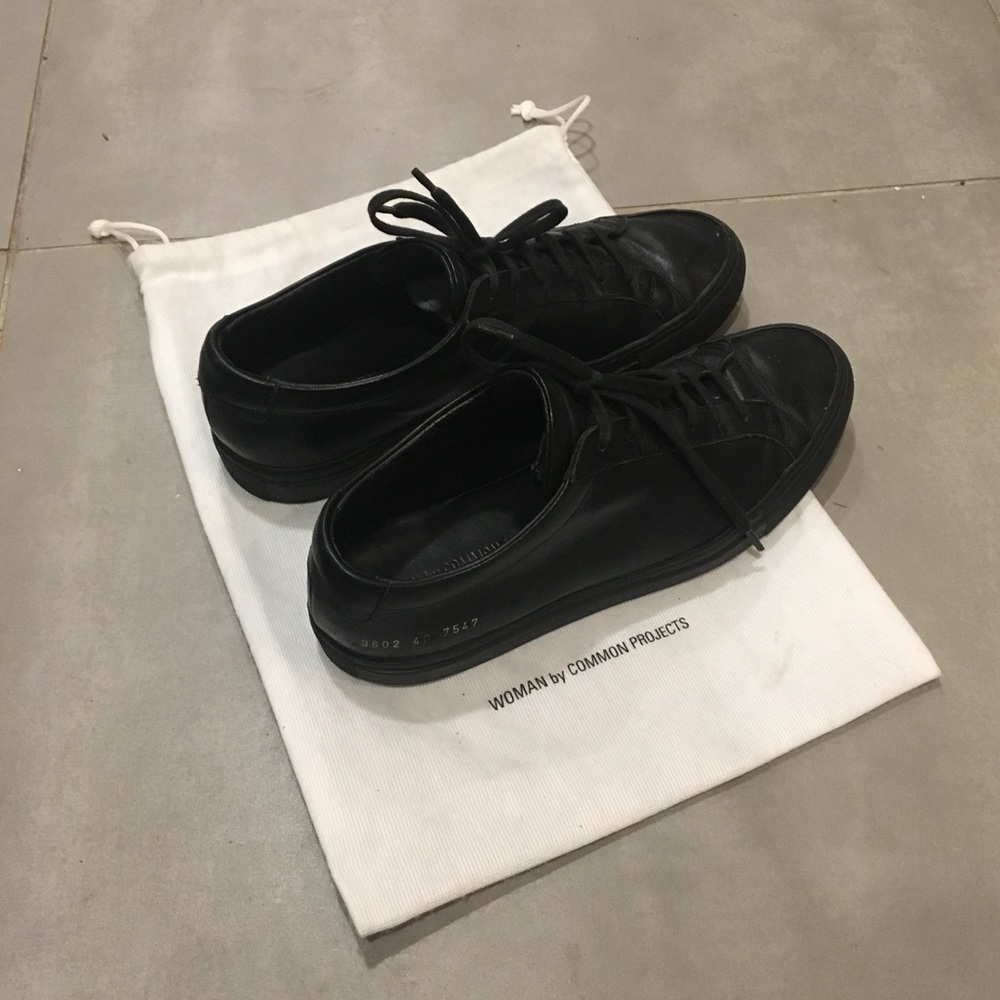 *SOLD* Woman by Common Projects Black Achilles Low